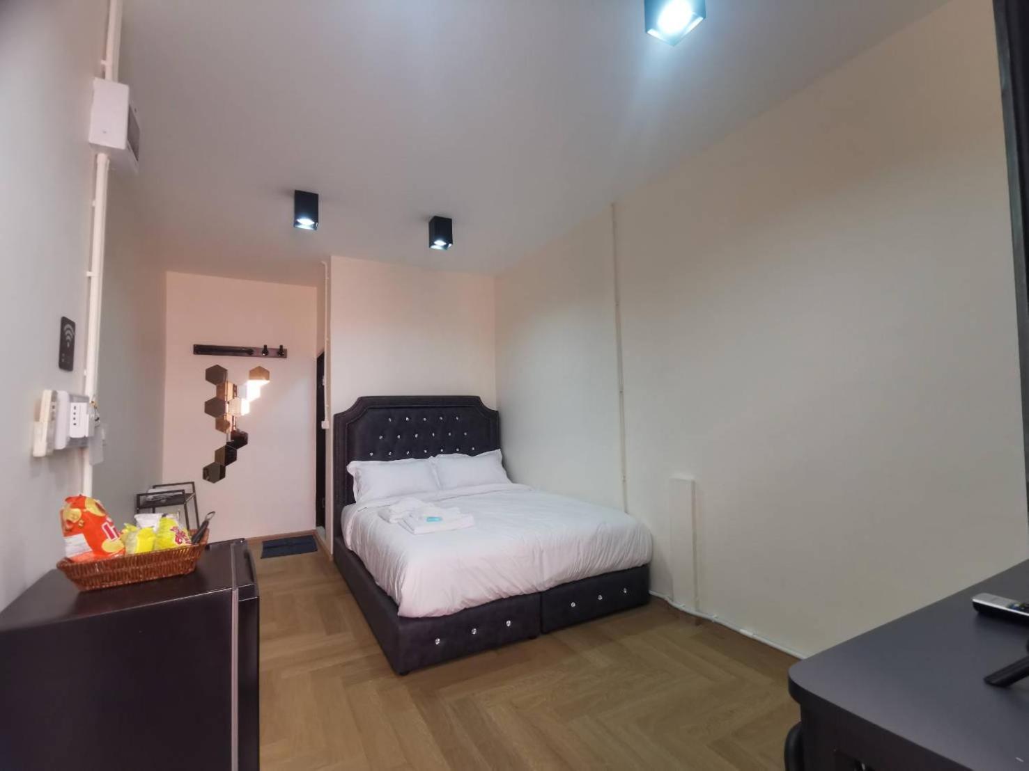 The One Hotel Pattaya Exterior photo