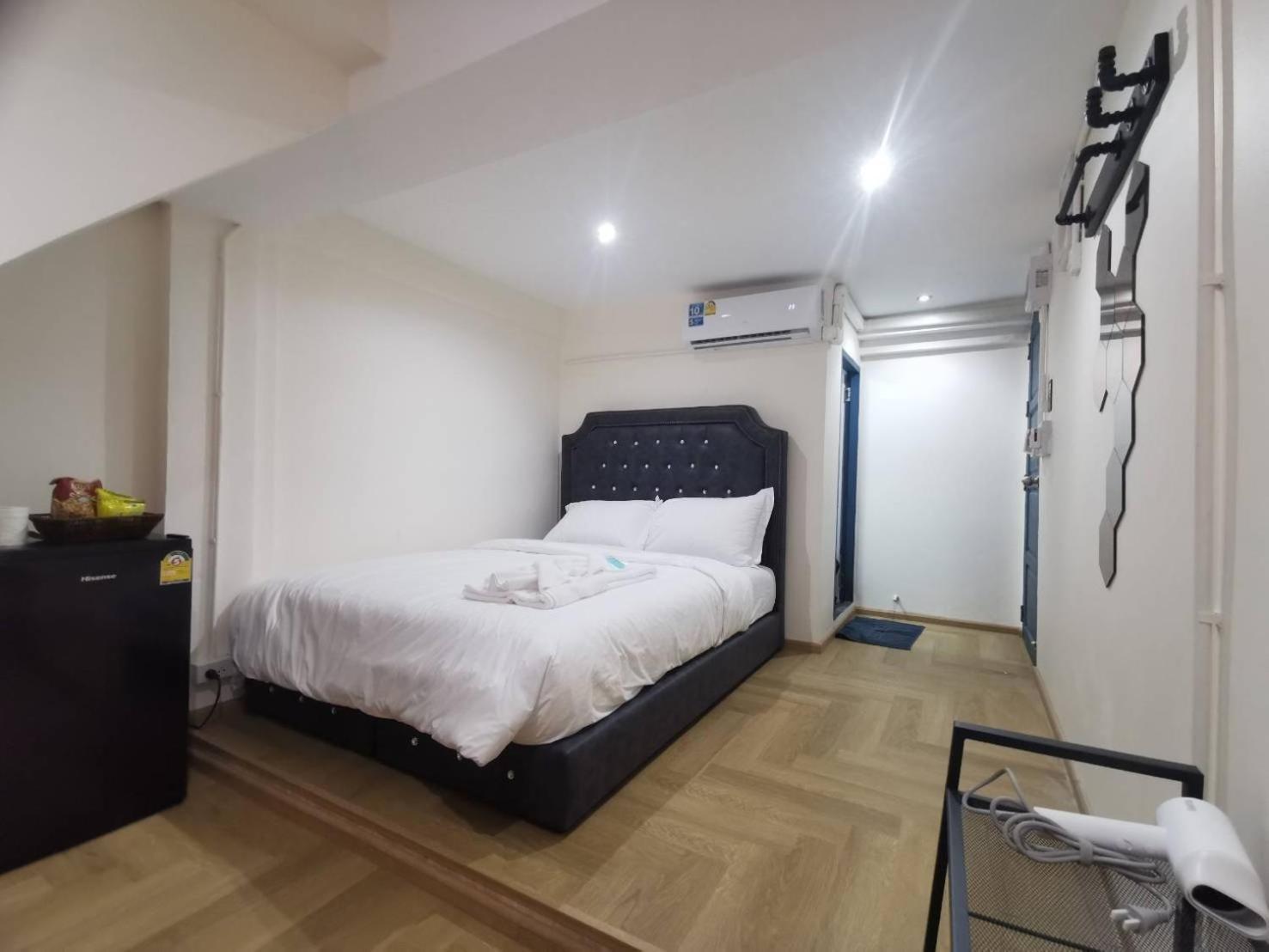 The One Hotel Pattaya Exterior photo